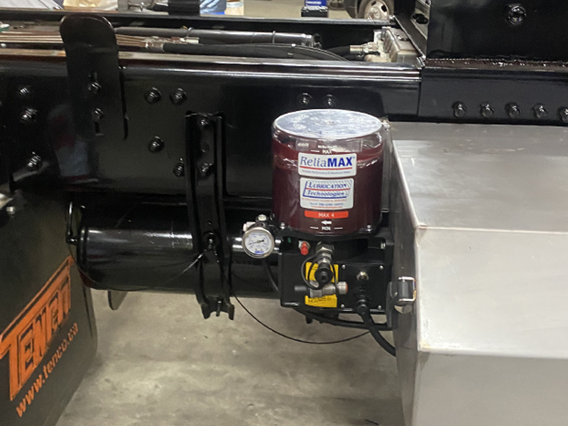 TENCO FREIGHTLINER TRUCK AUTO LUBE SYSTEM LUBRICATION TECHNOLOGIES